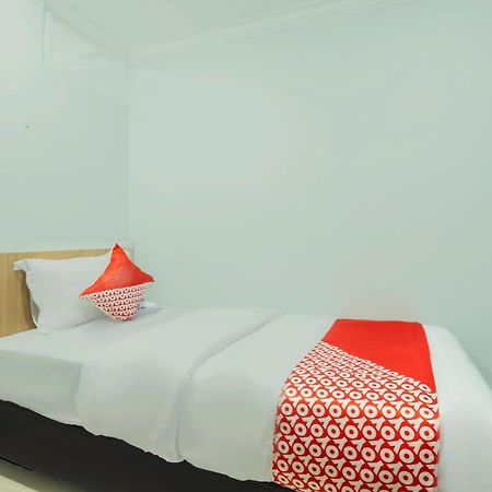 Oyo Living 2195 Al Jazeerah Residence Syariah Bandung Exterior photo