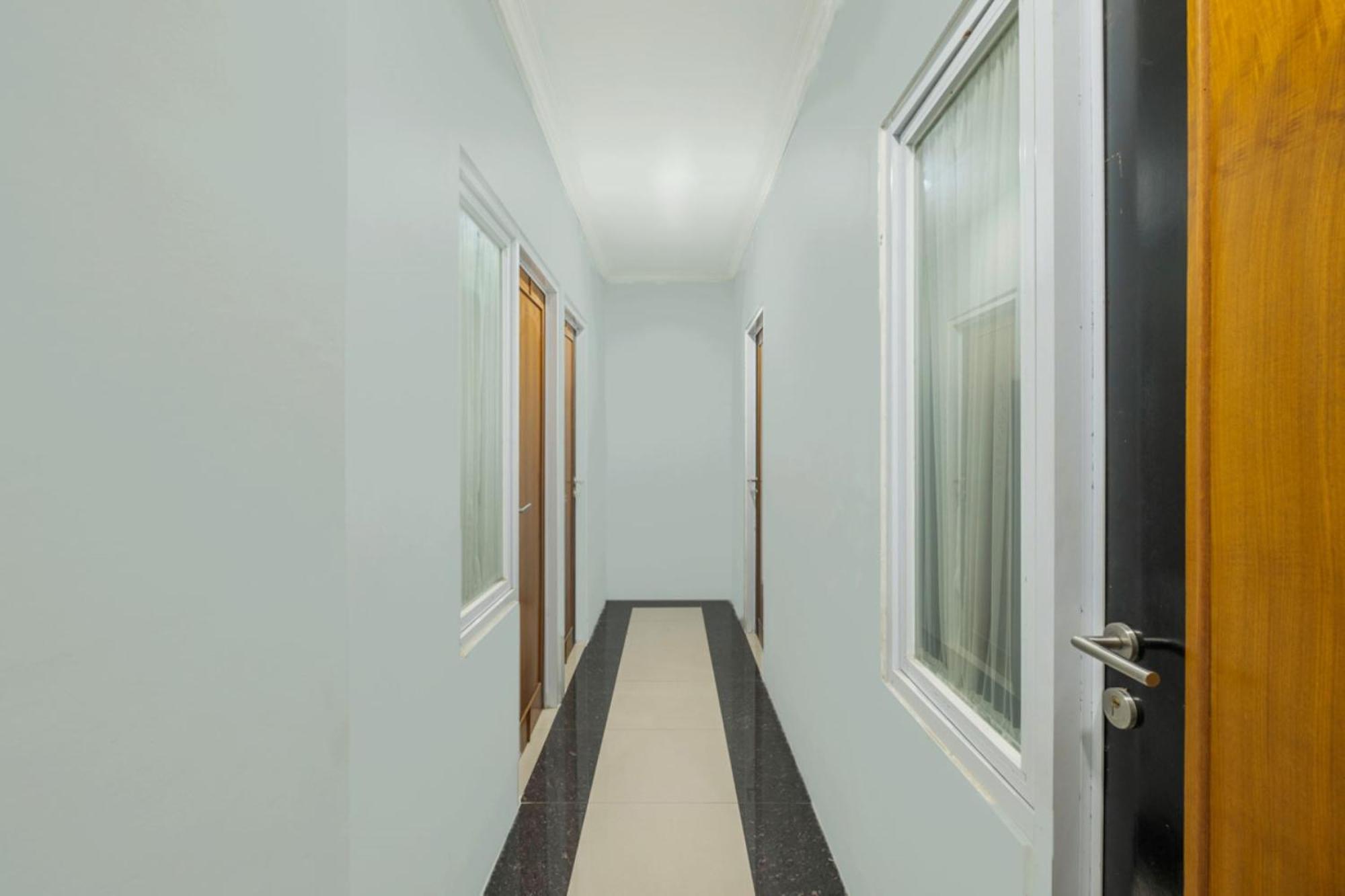 Oyo Living 2195 Al Jazeerah Residence Syariah Bandung Exterior photo